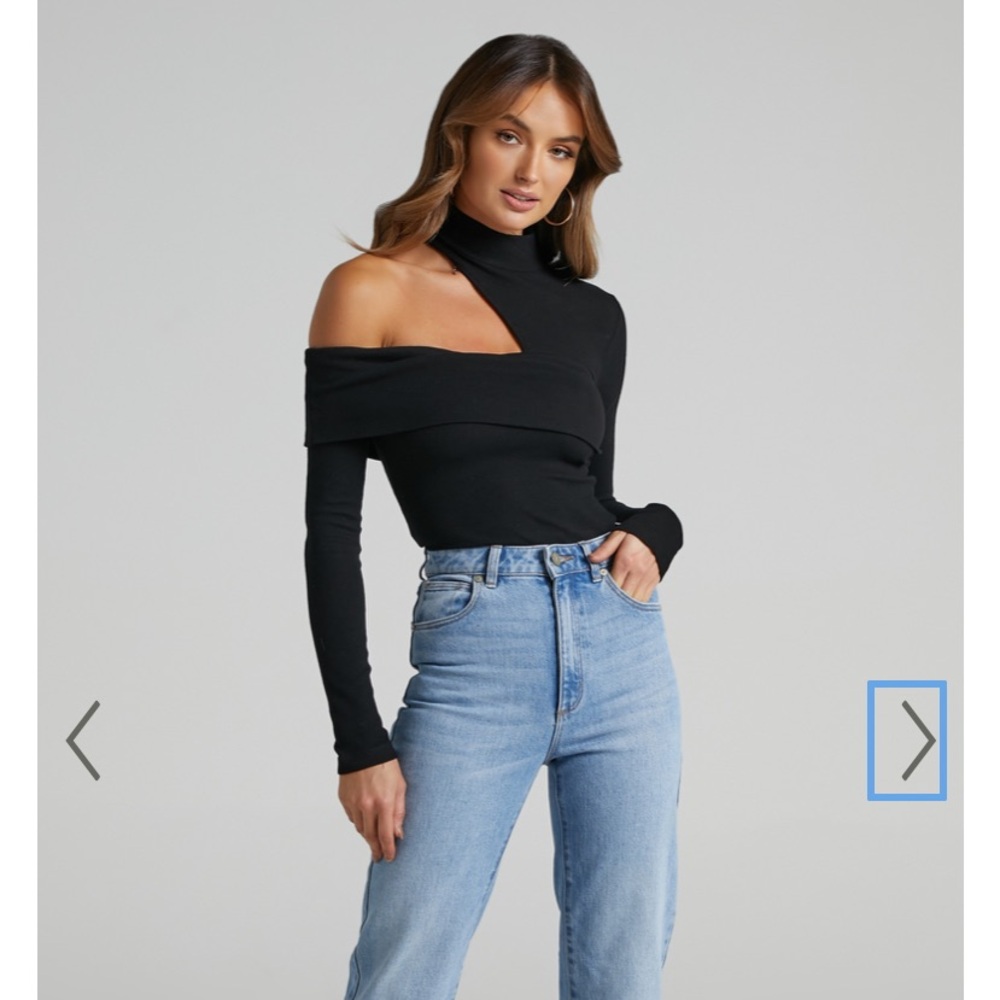 Showpo black top